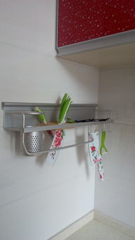 南昌蓮塘鎮永通商業街5號樓3單元203室，三室一廳廚衛齊全出租